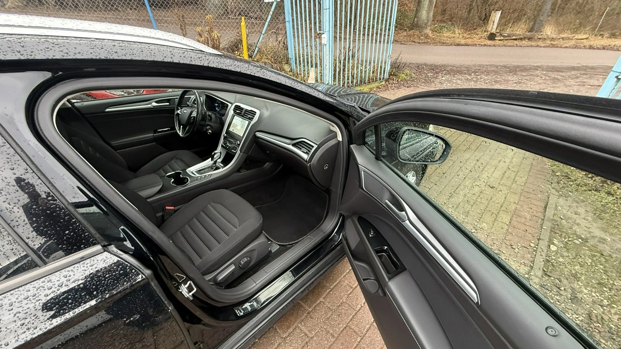 Ford Mondeo - Zdjęcie 20