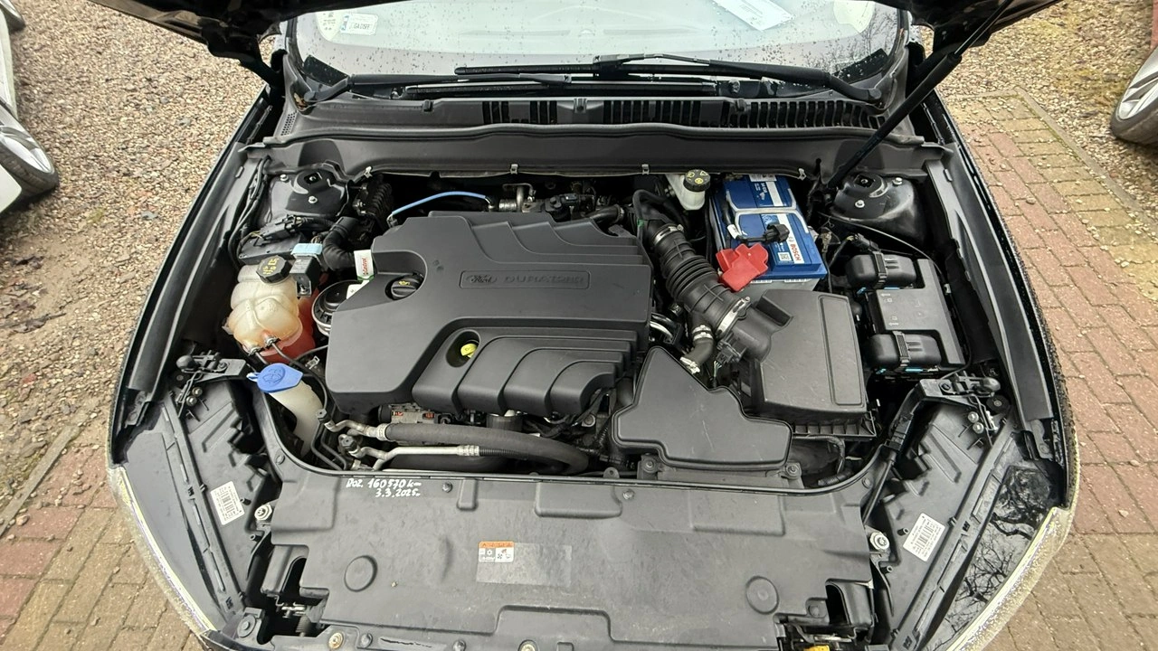 Ford Mondeo - Zdjęcie 21