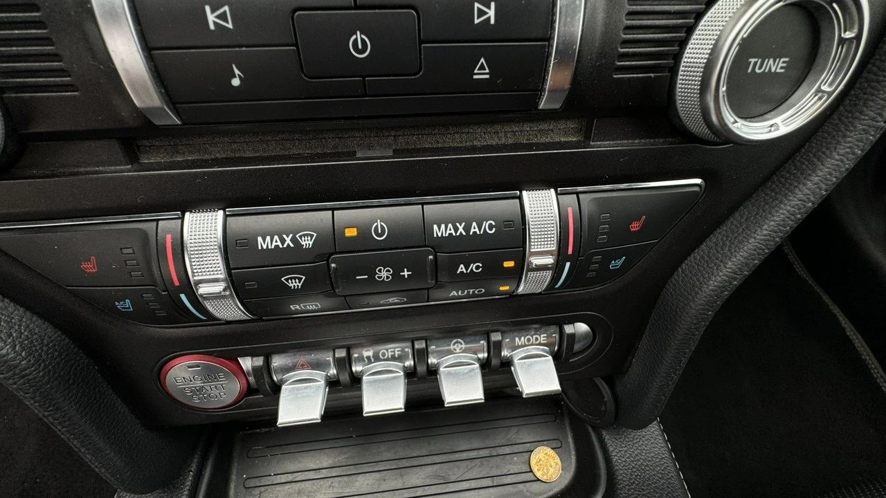 Ford Mustang - Zdjęcie 12