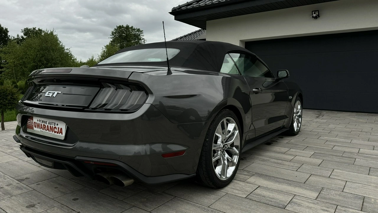 Ford Mustang - Zdjęcie 30