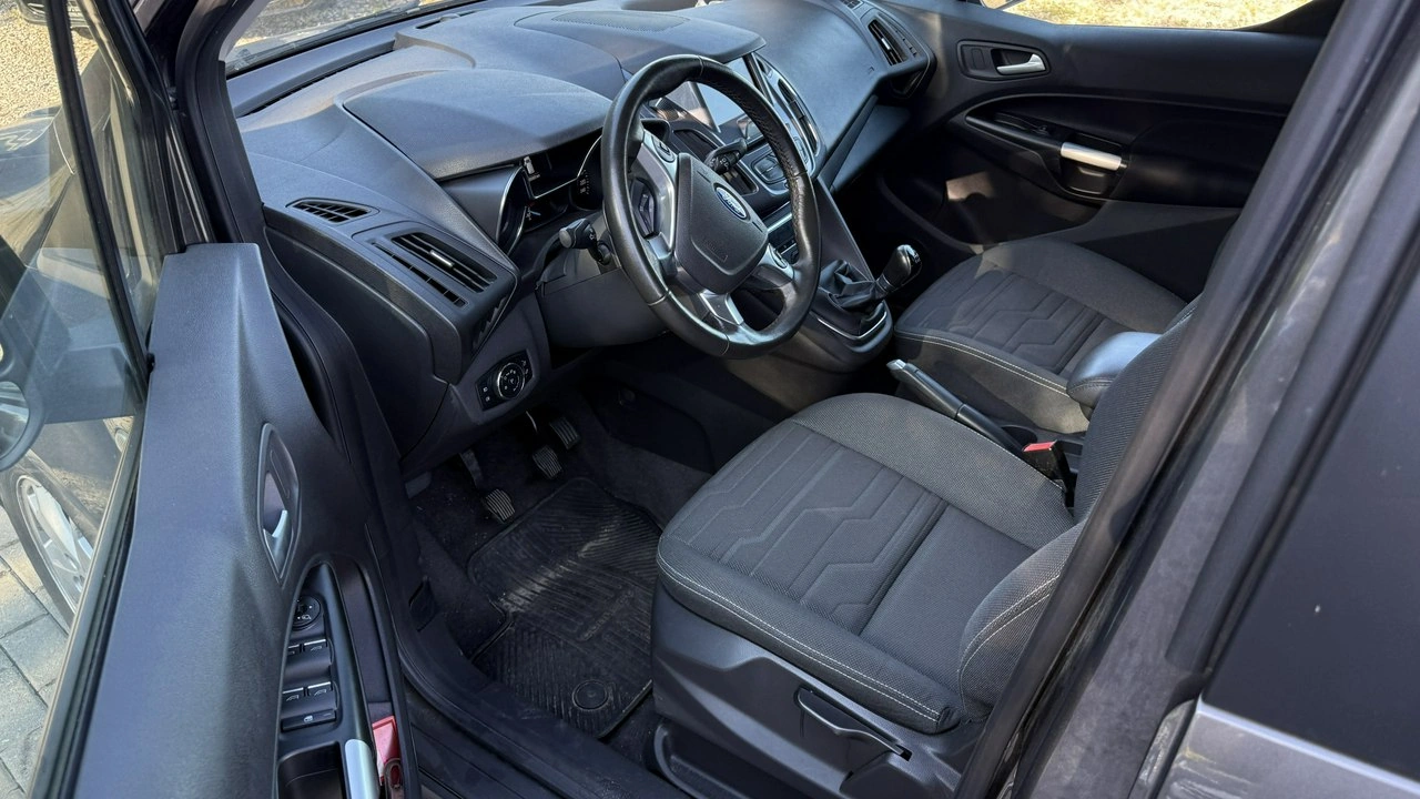 Ford Tourneo Connect - Zdjęcie 9