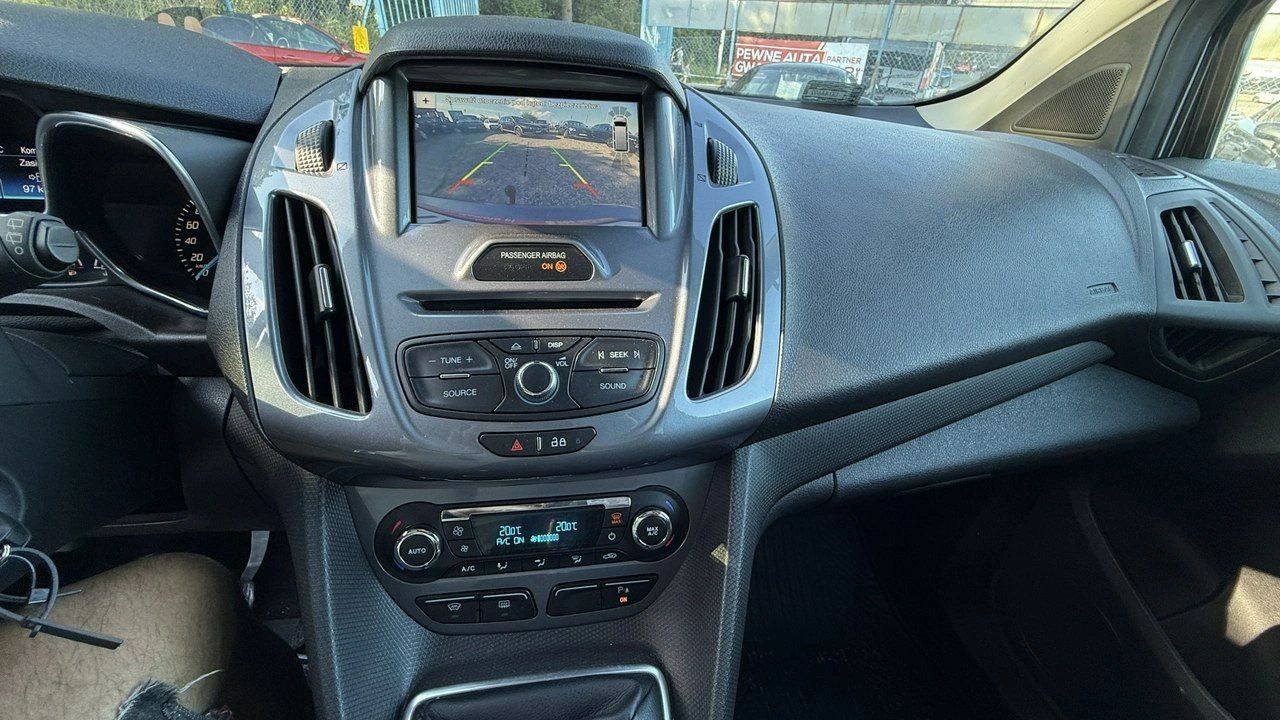 Ford Tourneo Connect - Zdjęcie 16