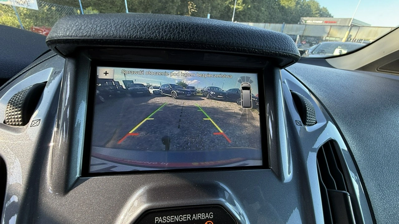 Ford Tourneo Connect - Zdjęcie 17
