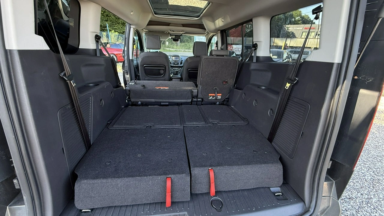 Ford Tourneo Connect - Zdjęcie 26