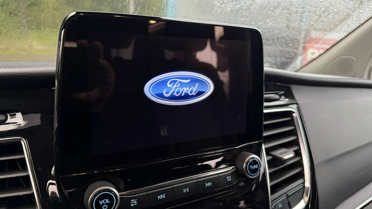 Ford Tourneo Custom - Zdjęcie 15