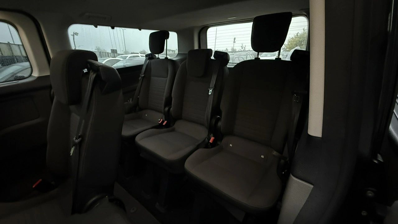 Ford Tourneo Custom - Zdjęcie 20