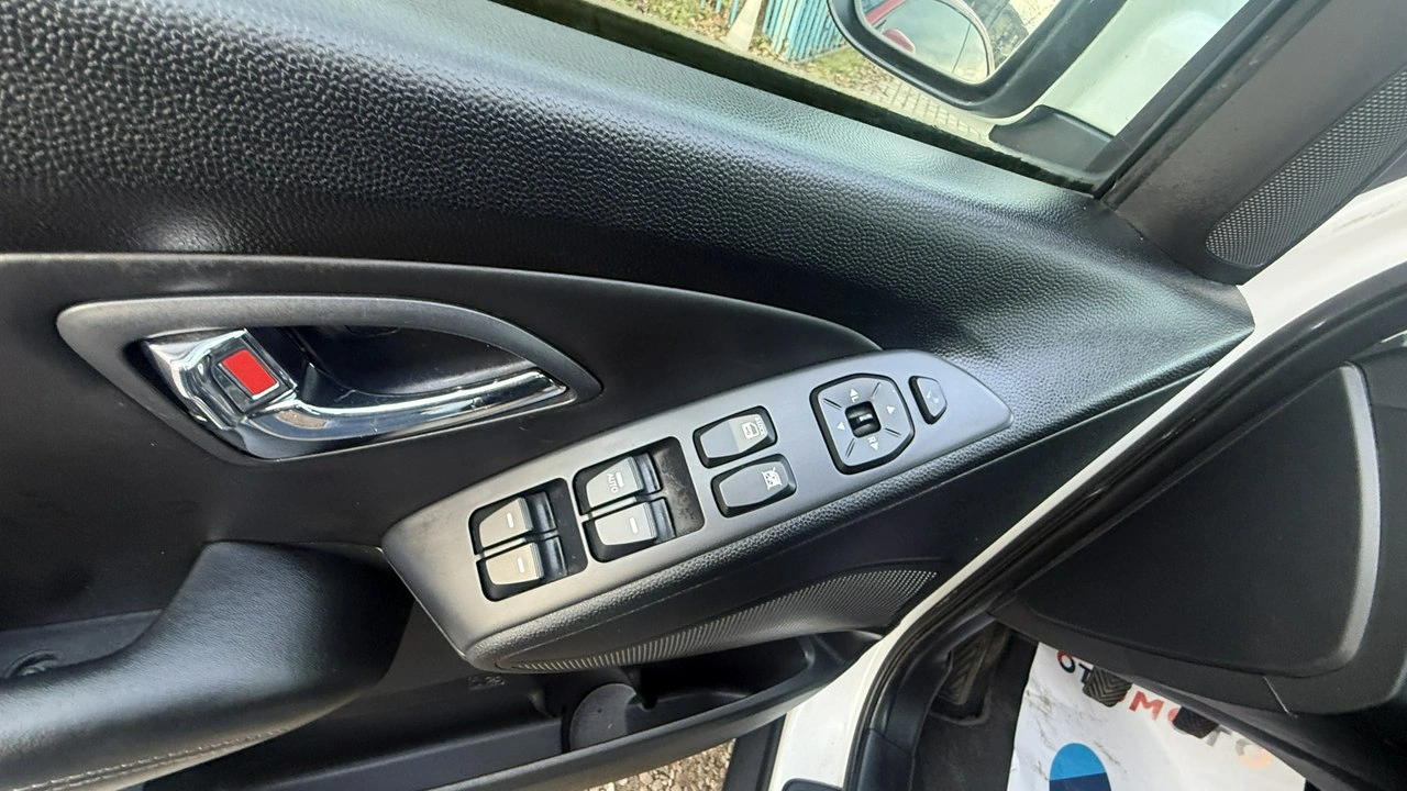 Hyundai ix35 - Zdjęcie 31