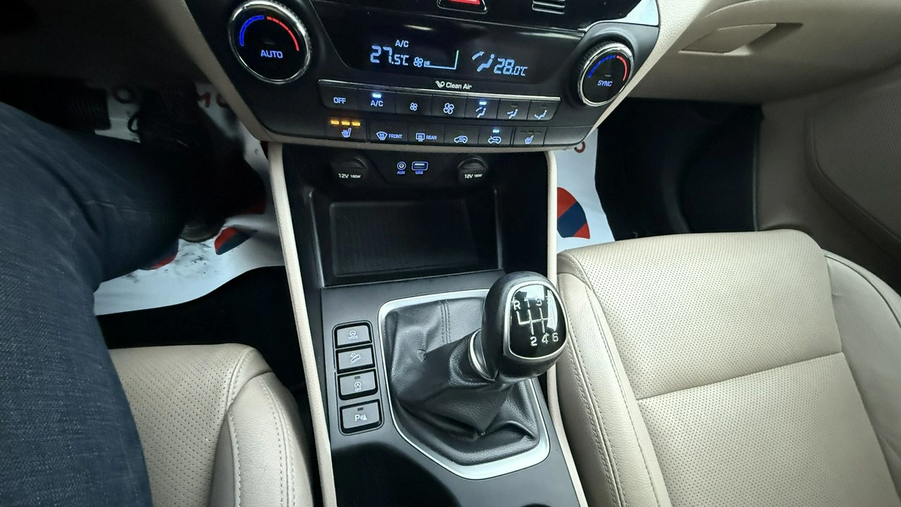 Hyundai Tucson - Zdjęcie 19