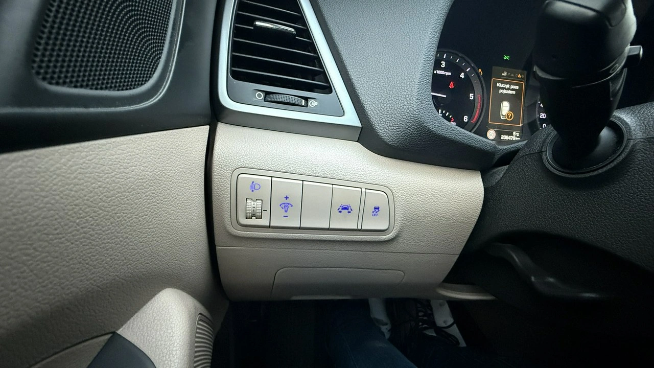 Hyundai Tucson - Zdjęcie 22