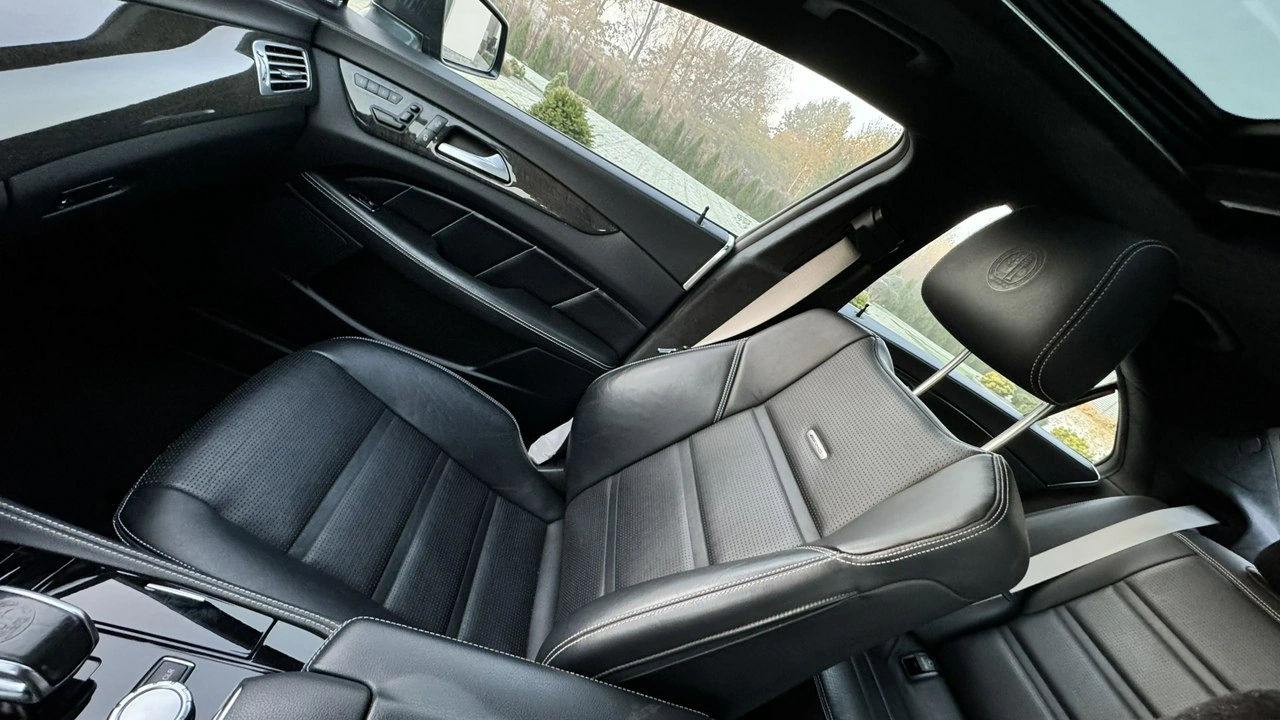 Mercedes CLS 63 AMG - Zdjęcie 32