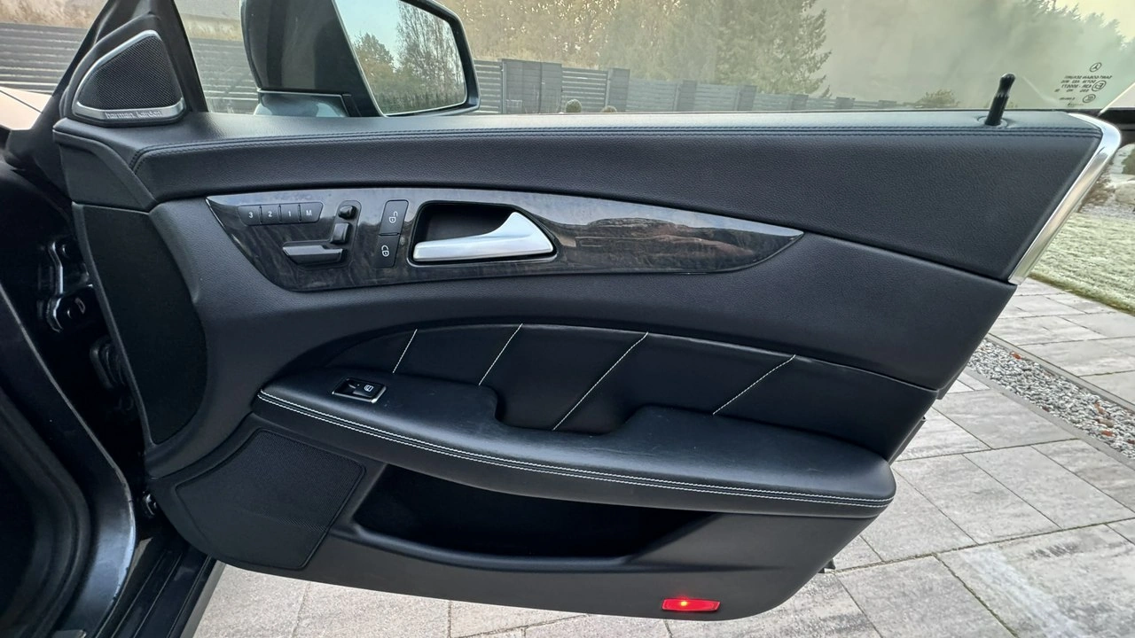 Mercedes CLS 63 AMG - Zdjęcie 41