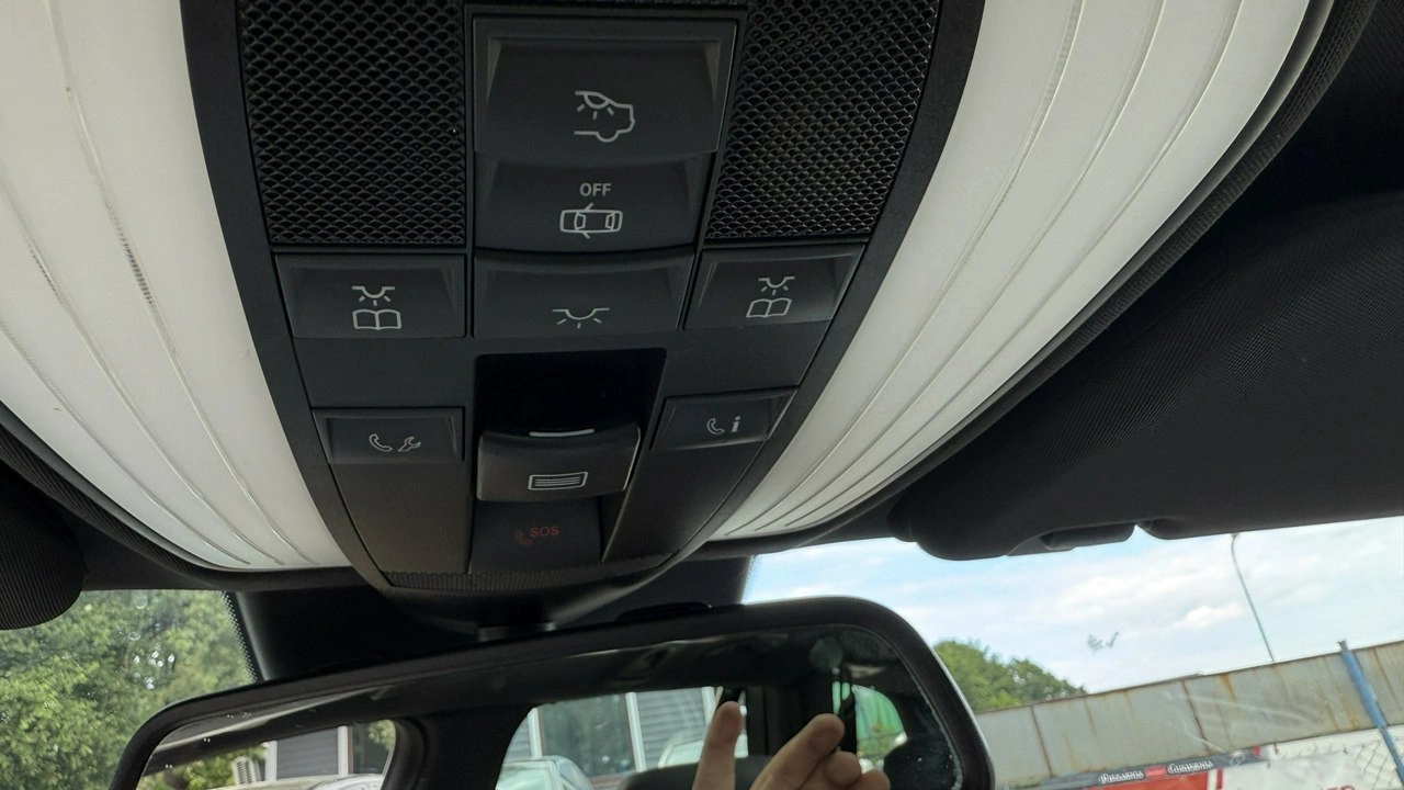 Mercedes E 350 - Zdjęcie 22