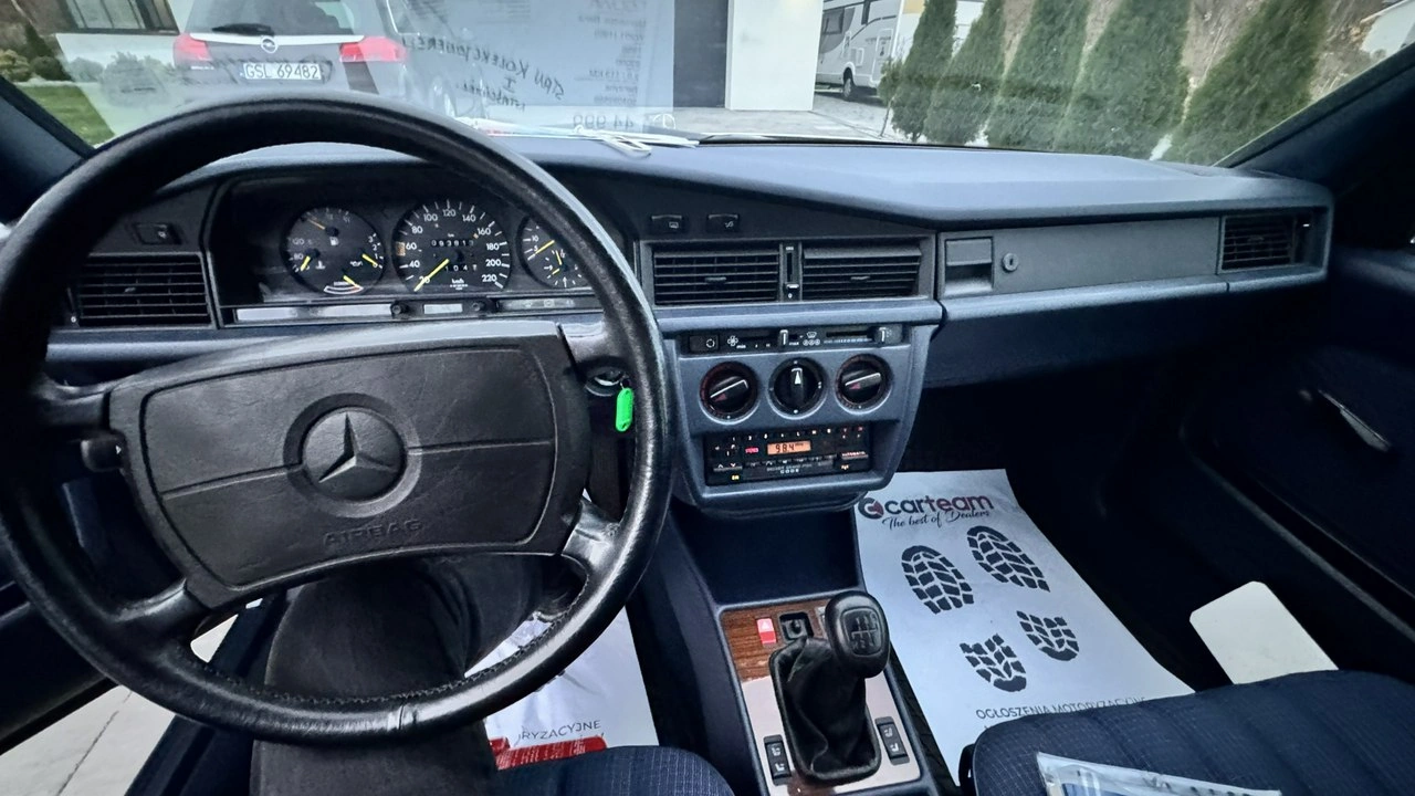 Mercedes W201 - Zdjęcie 19