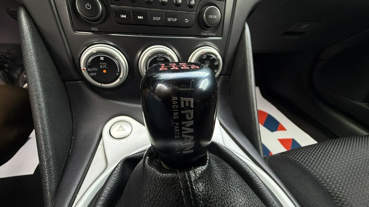 Nissan 370 Z - Zdjęcie 30