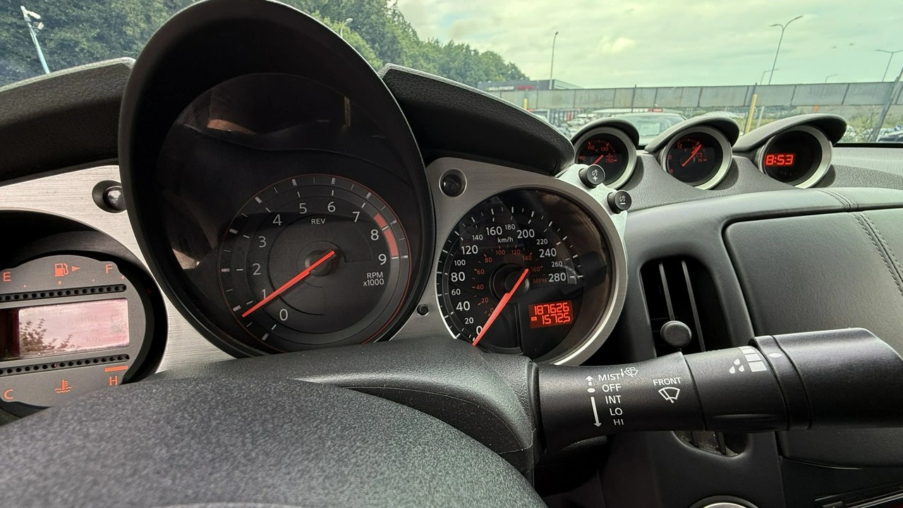 Nissan 370 Z - Zdjęcie 31