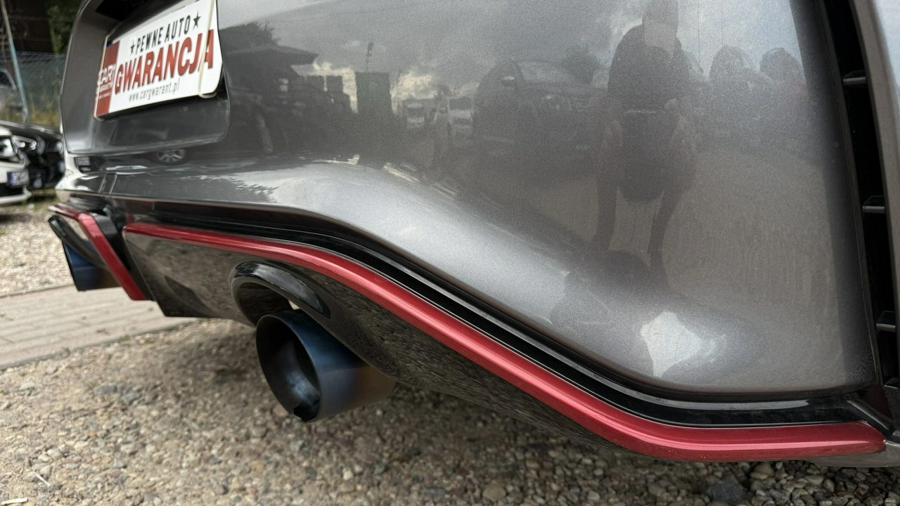 Nissan 370 Z - Zdjęcie 36