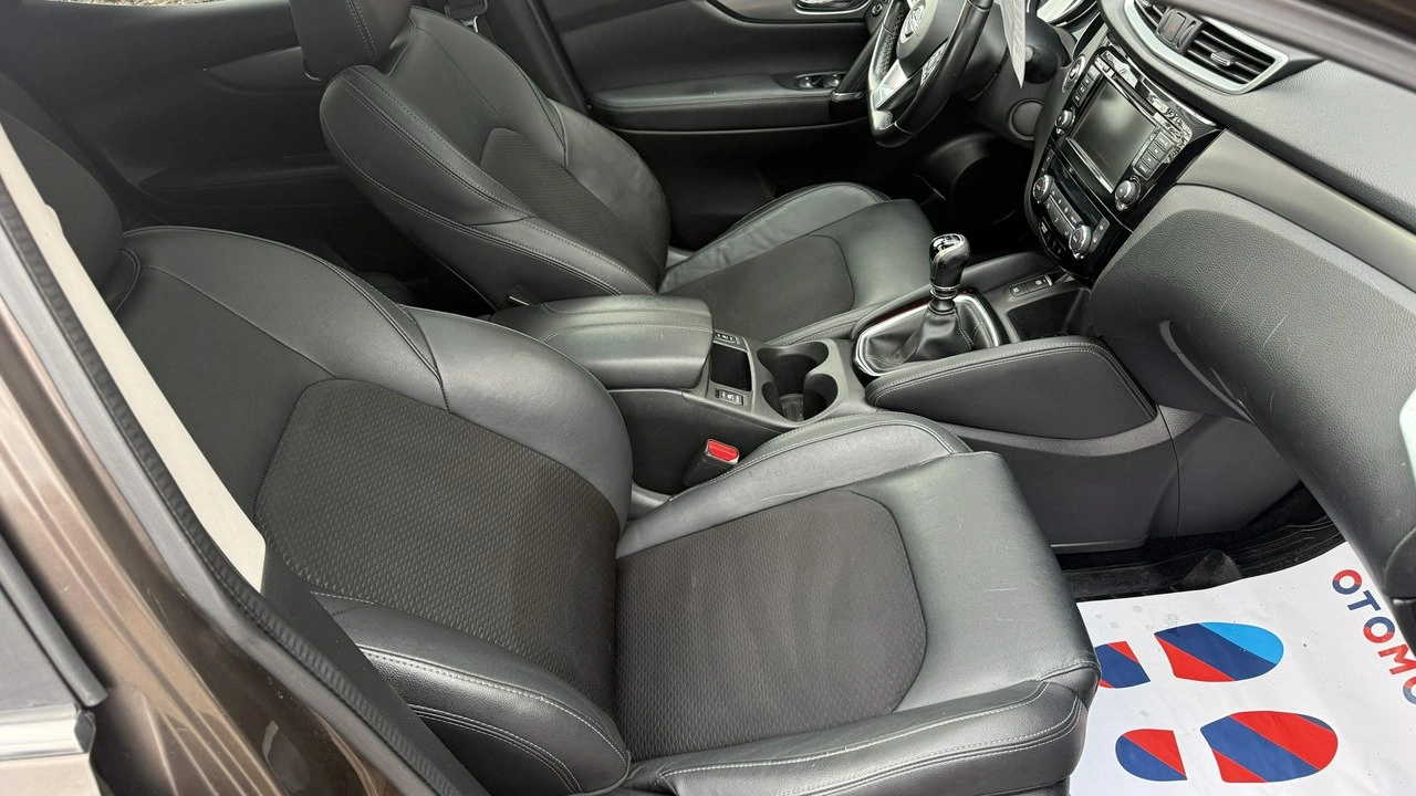 Nissan Qashqai - Zdjęcie 21