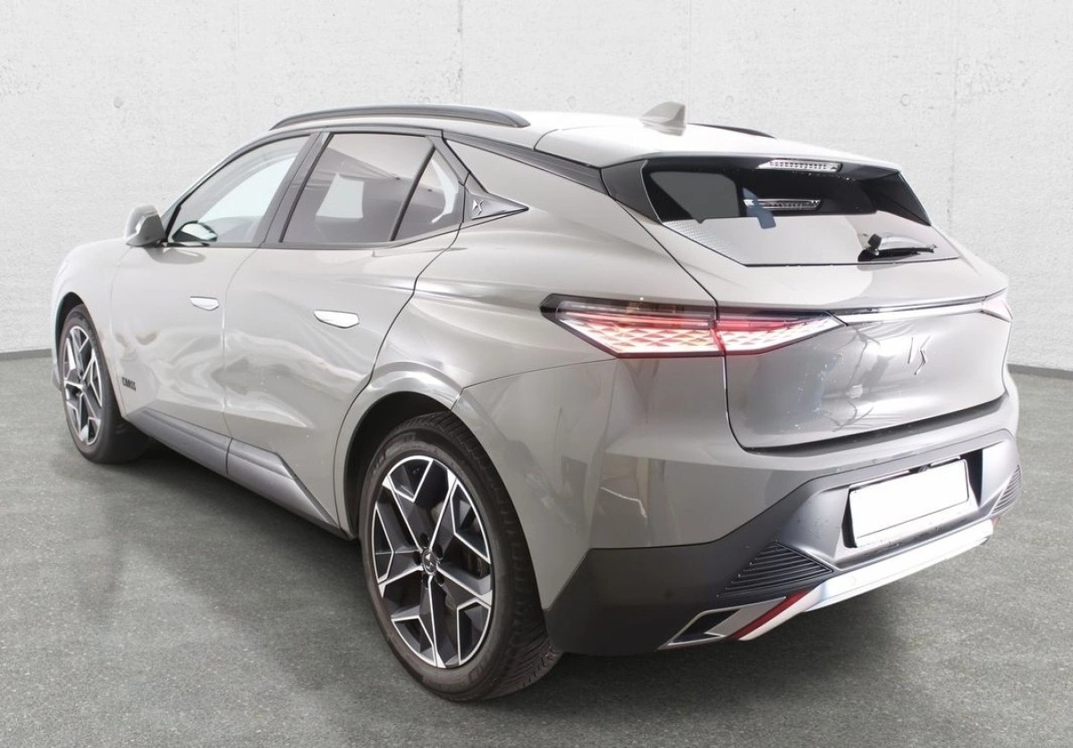 DS Automobiles DS 4 - Zdjęcie 4