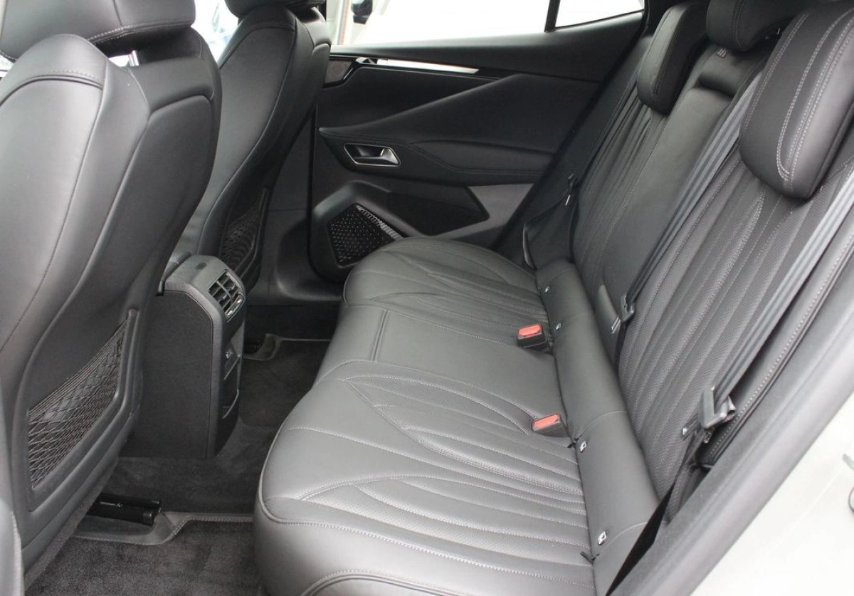 DS Automobiles DS 4 - Zdjęcie 19