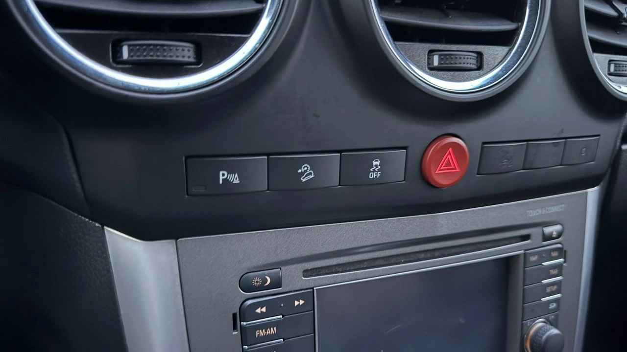 Opel Antara - Zdjęcie 30