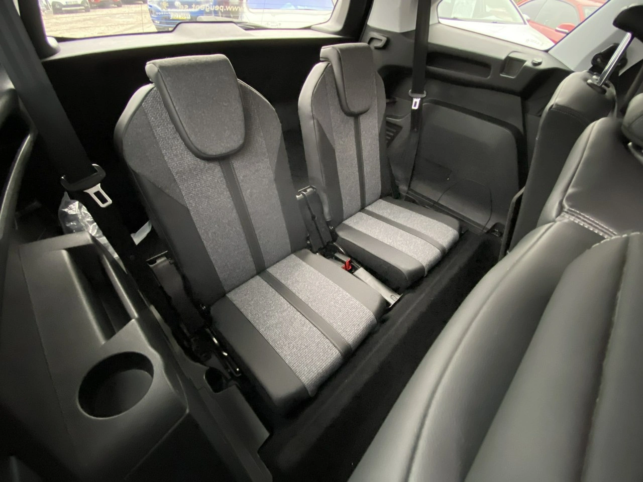 Peugeot 5008 - Zdjęcie 23