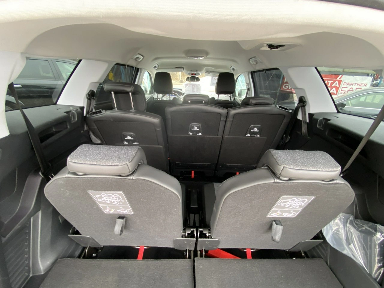 Peugeot 5008 - Zdjęcie 30