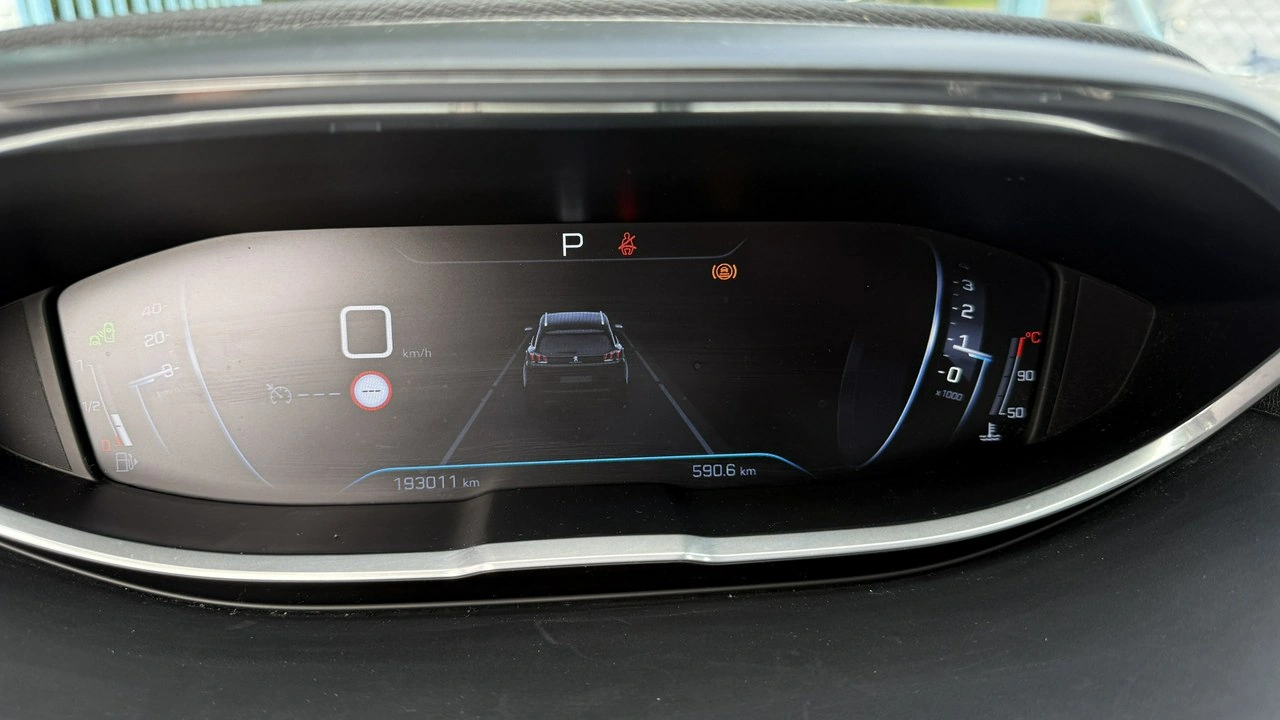 Peugeot 5008 - Zdjęcie 35