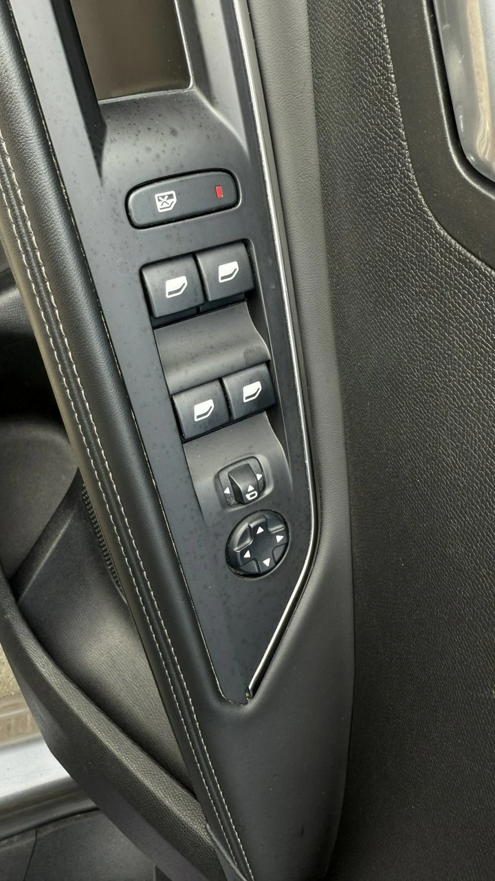 Peugeot 5008 - Zdjęcie 37