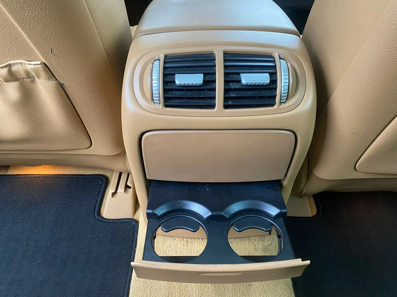 Porsche Cayenne - Zdjęcie 17