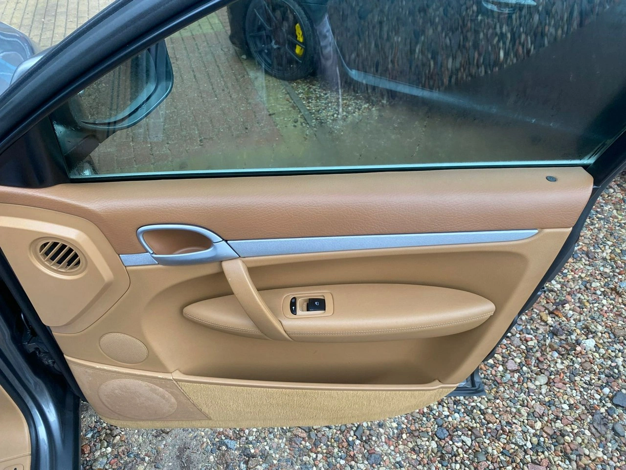 Porsche Cayenne - Zdjęcie 23