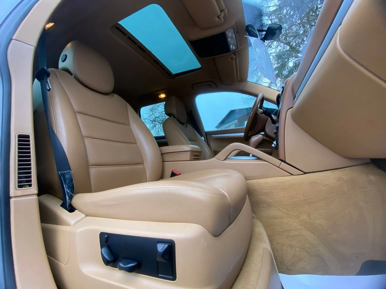 Porsche Cayenne - Zdjęcie 25