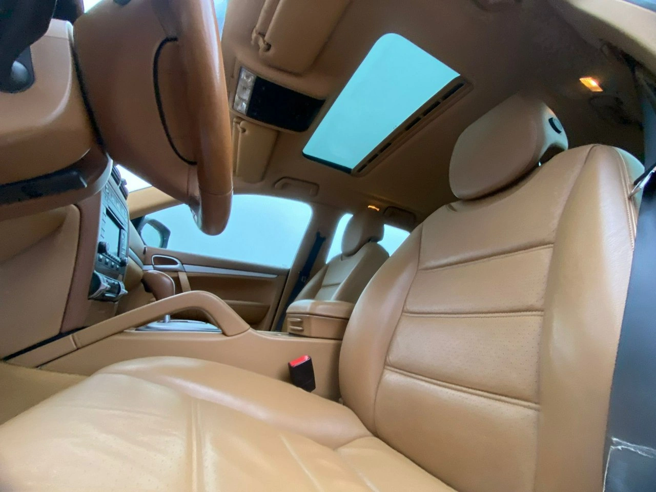 Porsche Cayenne - Zdjęcie 31