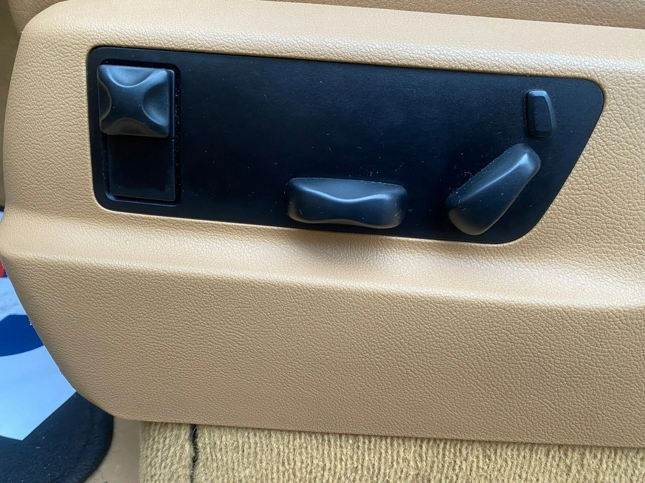 Porsche Cayenne - Zdjęcie 32