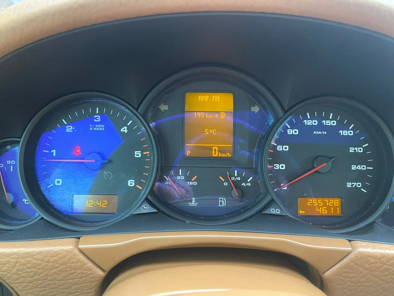 Porsche Cayenne - Zdjęcie 39