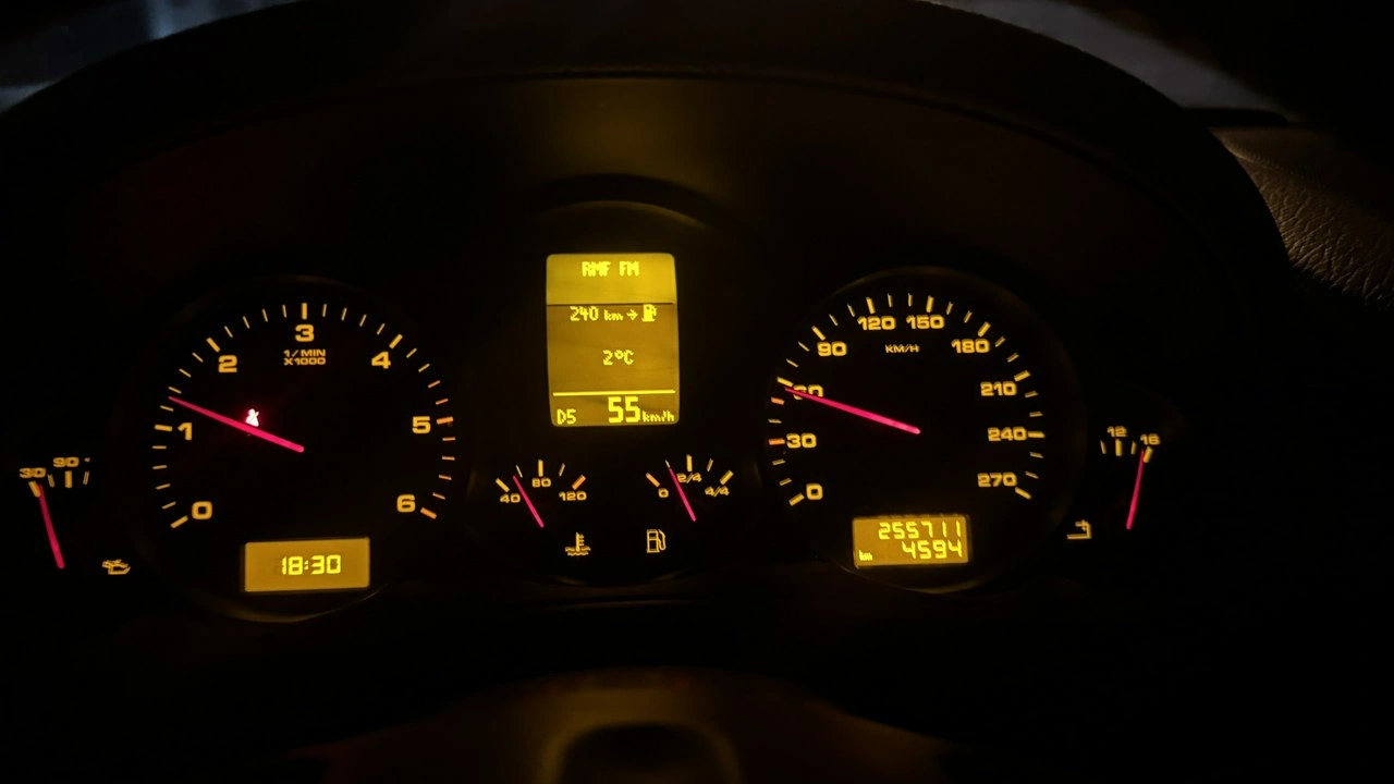 Porsche Cayenne - Zdjęcie 51