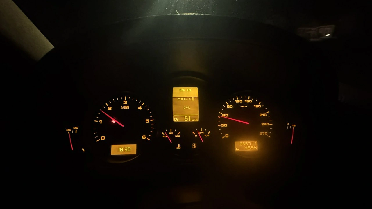 Porsche Cayenne - Zdjęcie 52