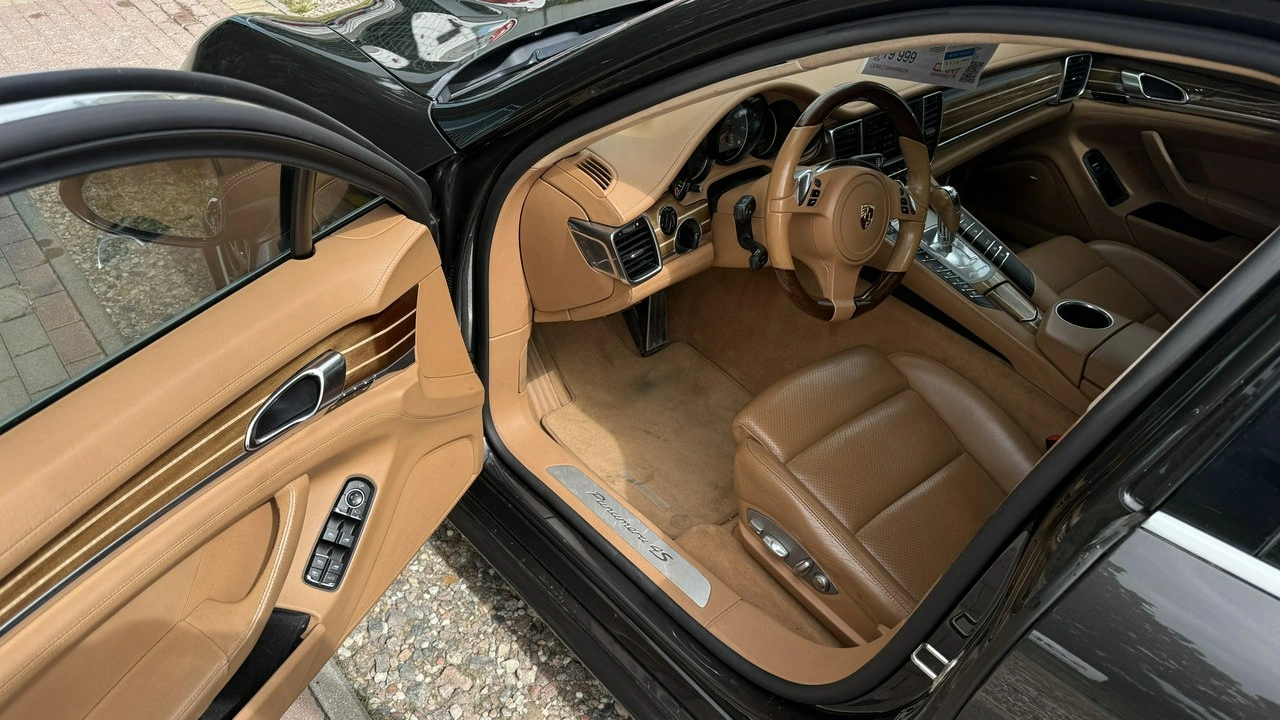 Porsche Panamera - Zdjęcie 16