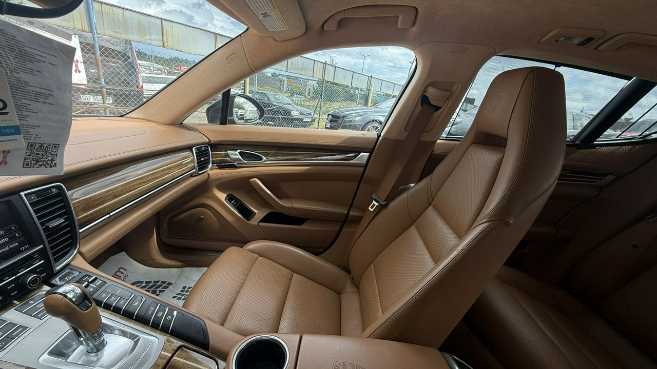 Porsche Panamera - Zdjęcie 23