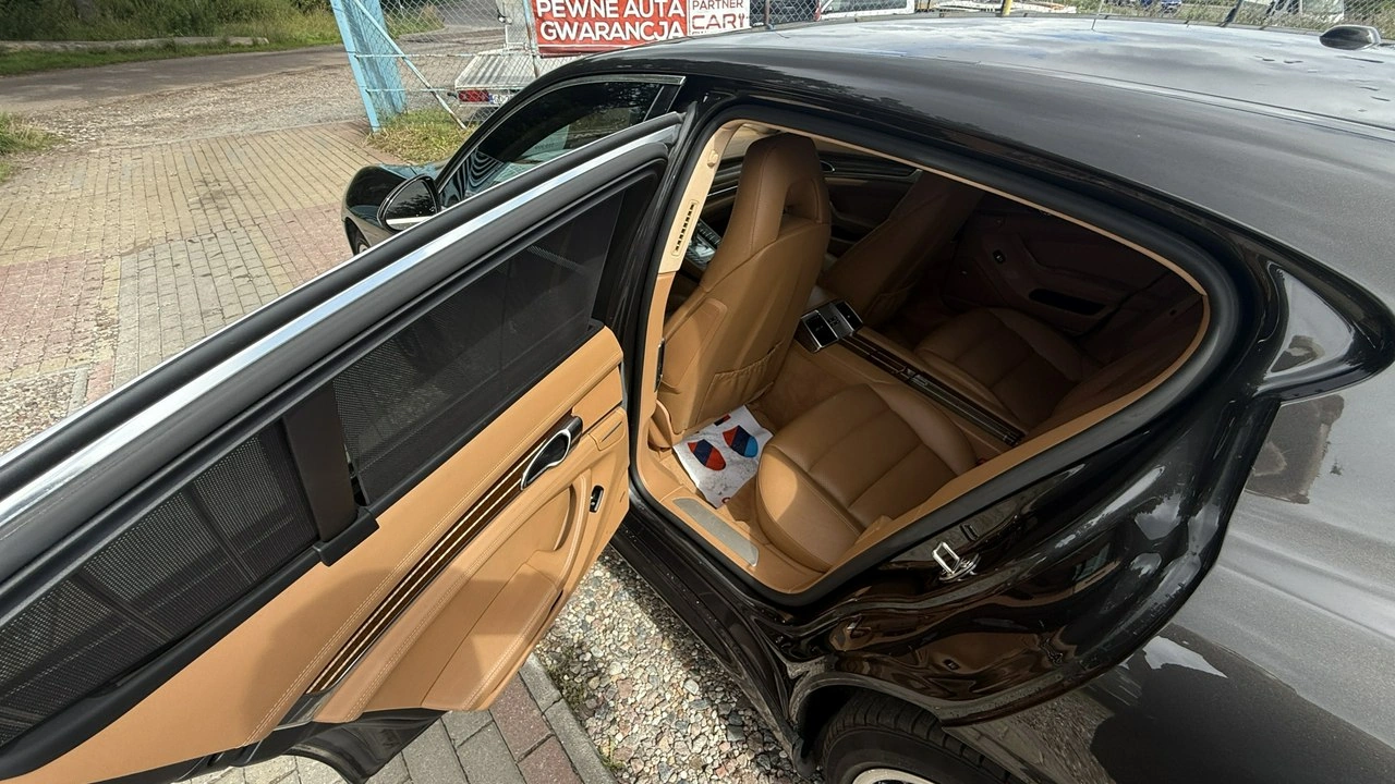Porsche Panamera - Zdjęcie 26
