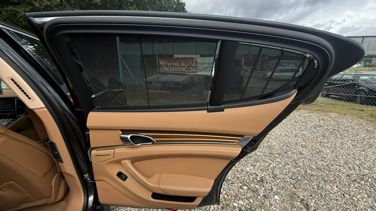 Porsche Panamera - Zdjęcie 35