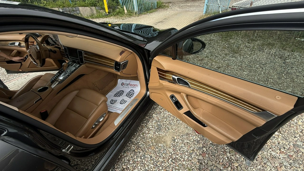 Porsche Panamera - Zdjęcie 40