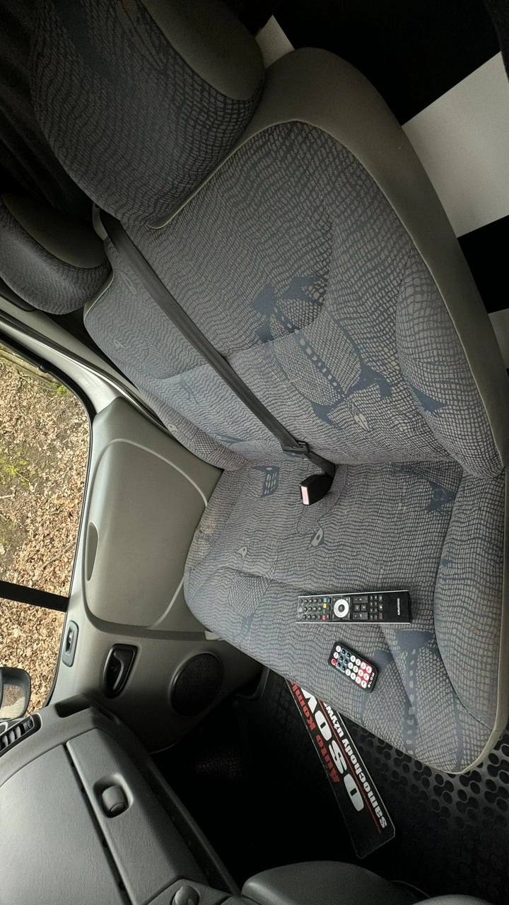 Renault Trafic - Zdjęcie 12