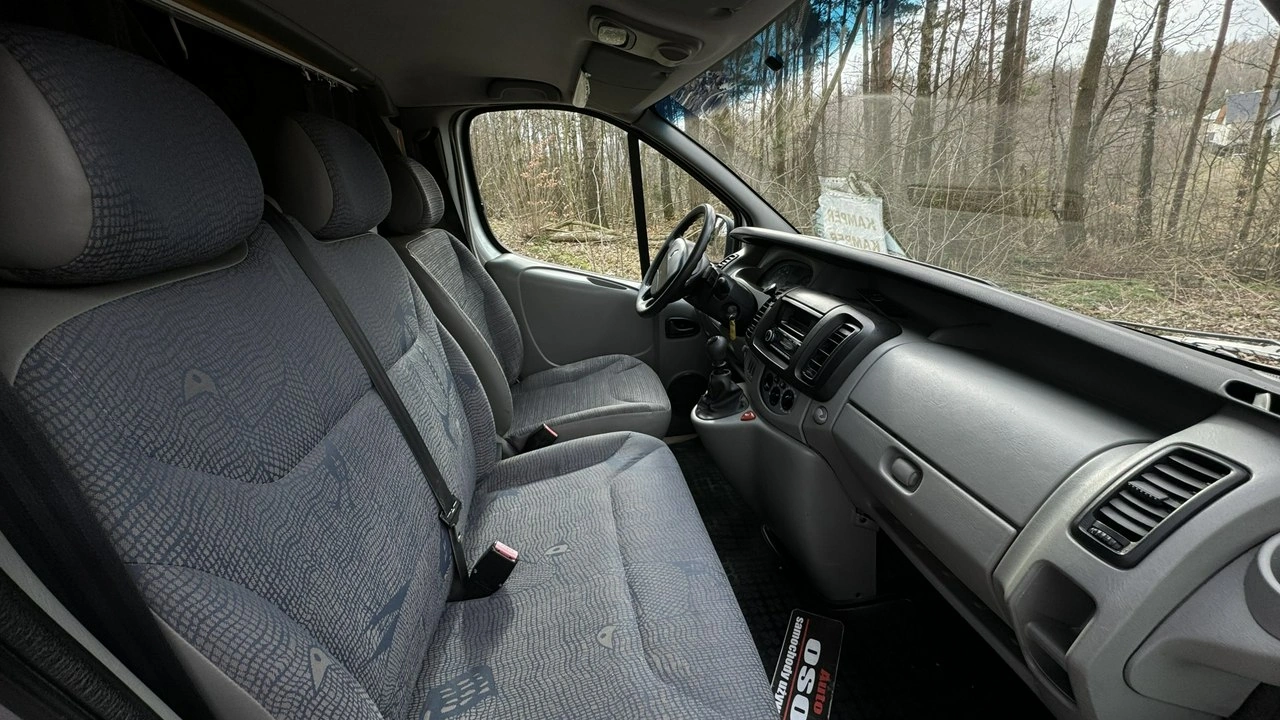 Renault Trafic - Zdjęcie 23