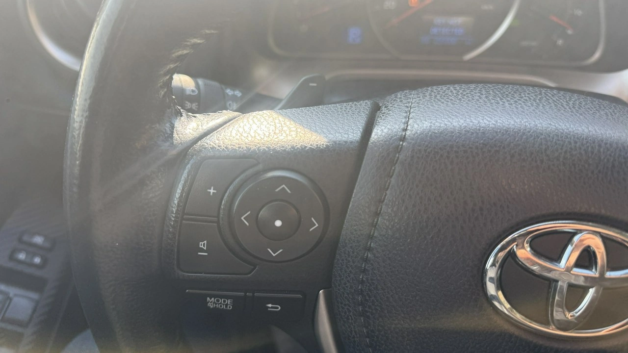 Toyota RAV-4 - Zdjęcie 9