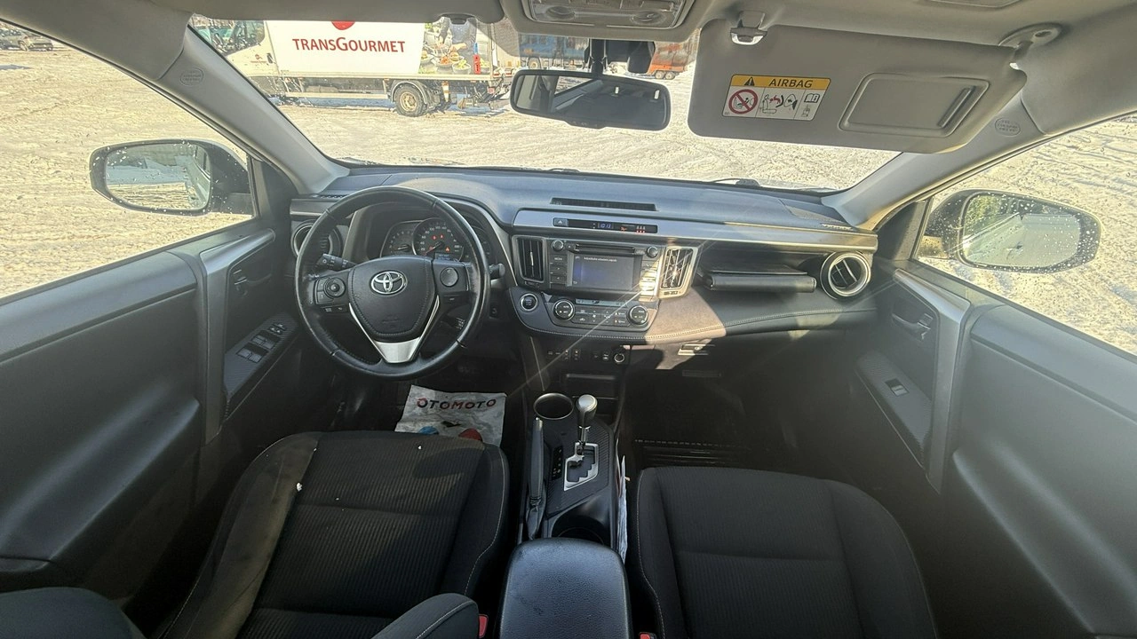 Toyota RAV-4 - Zdjęcie 14