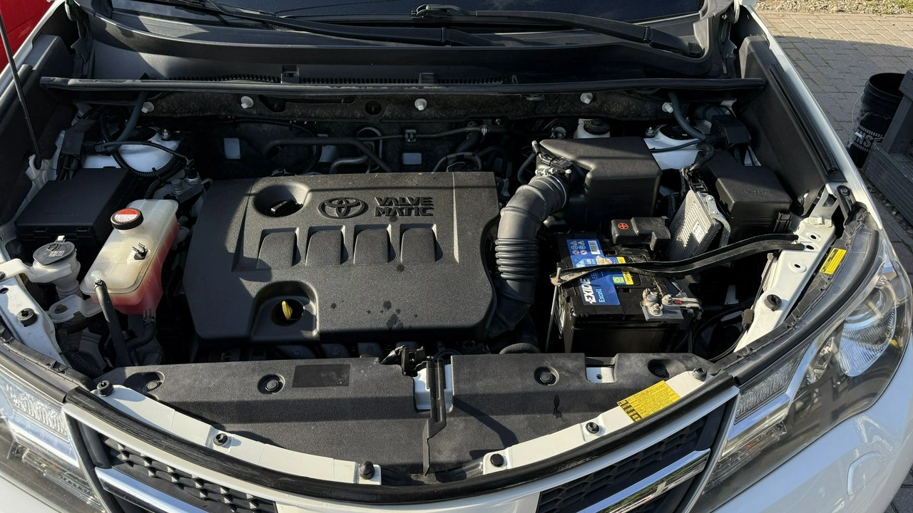 Toyota RAV-4 - Zdjęcie 19