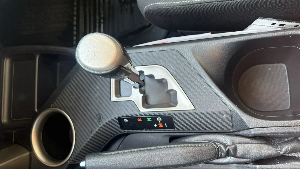 Toyota RAV-4 - Zdjęcie 24