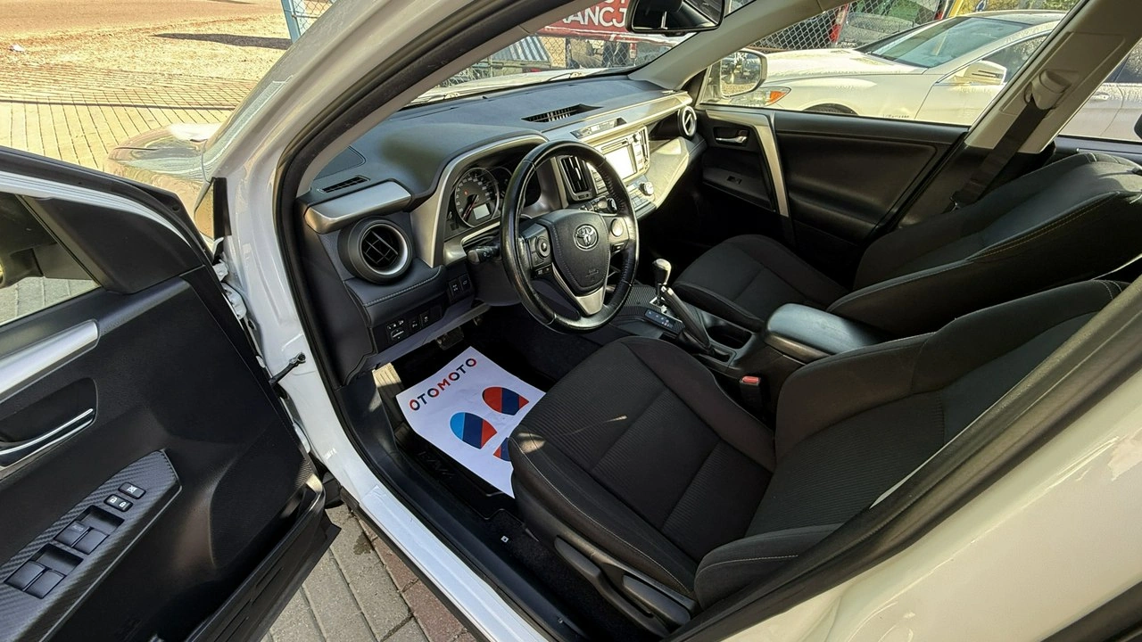Toyota RAV-4 - Zdjęcie 27