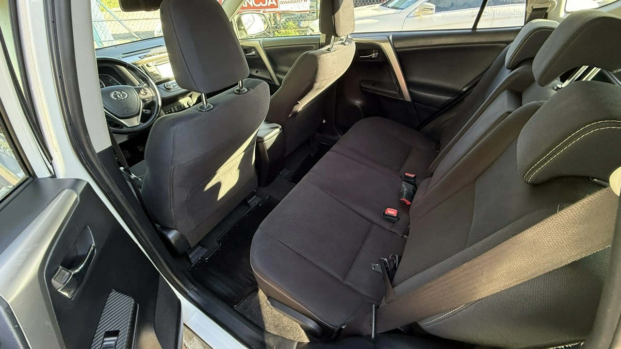 Toyota RAV-4 - Zdjęcie 29