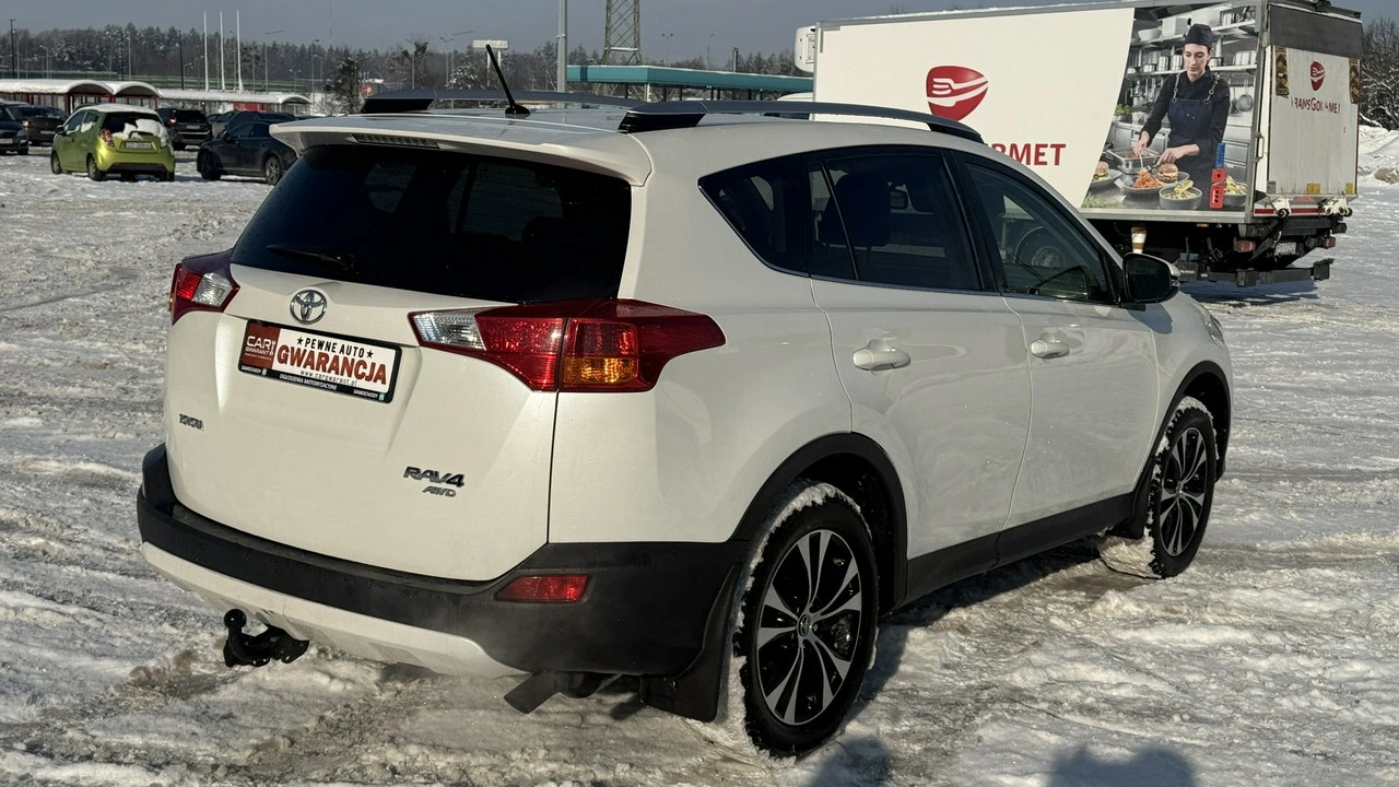 Toyota RAV-4 - Zdjęcie 8
